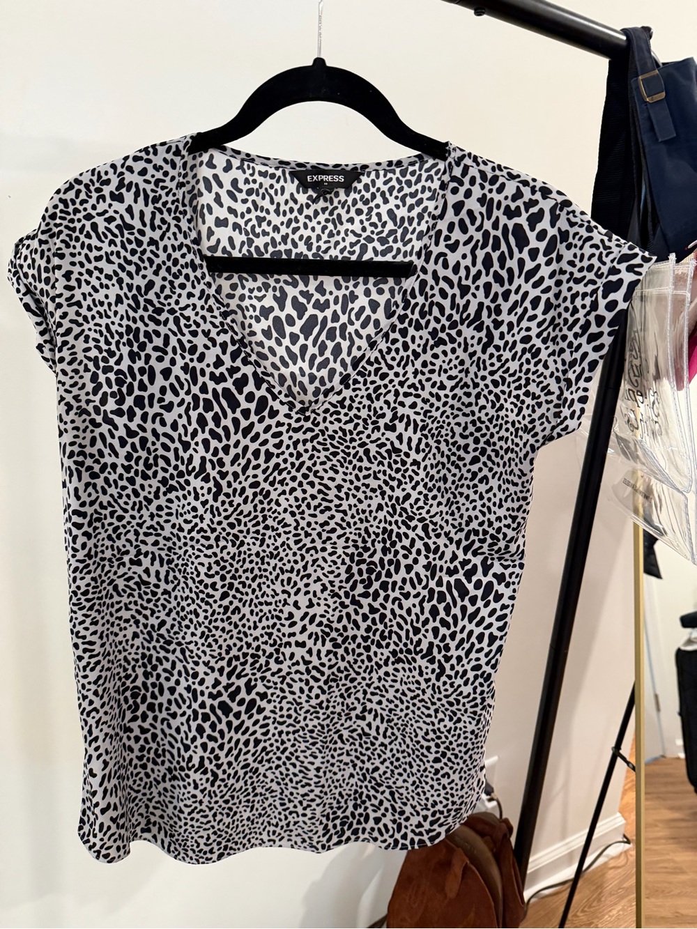 Express Black and White Leopard Print V-Neck Blouse